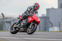 Castle-Combe-2019;PJ-Motorsport-Photography-2019;donington-no-limits-trackday;donington-park-photographs;donington-trackday-photographs;no-limits-trackdays;peter-wileman-photography;trackday-digital-images;trackday-photos